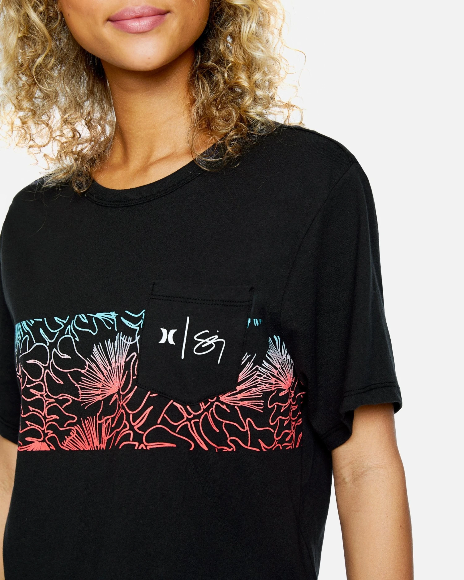 Sig Zane Crop Pocket Short Sleeve Crew 6 Sig Zane Crop Pocket Short Sleeve Crew - Image 4