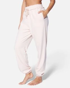 ESSENTIAL ALL TIME FAVORITE JOGGER PANT -Hurley dz23g309 dusty pink 3 70039e16 15ed 40fb bc4a 8f37fc544c3f