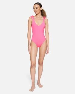 Solid Reversible Moderate One Piece 11 Solid Reversible Moderate One Piece -Hurley ho1063640 pink guava 4