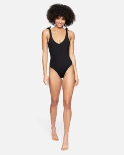 Solid Moderate One Piece -Hurley ho1075 black 4