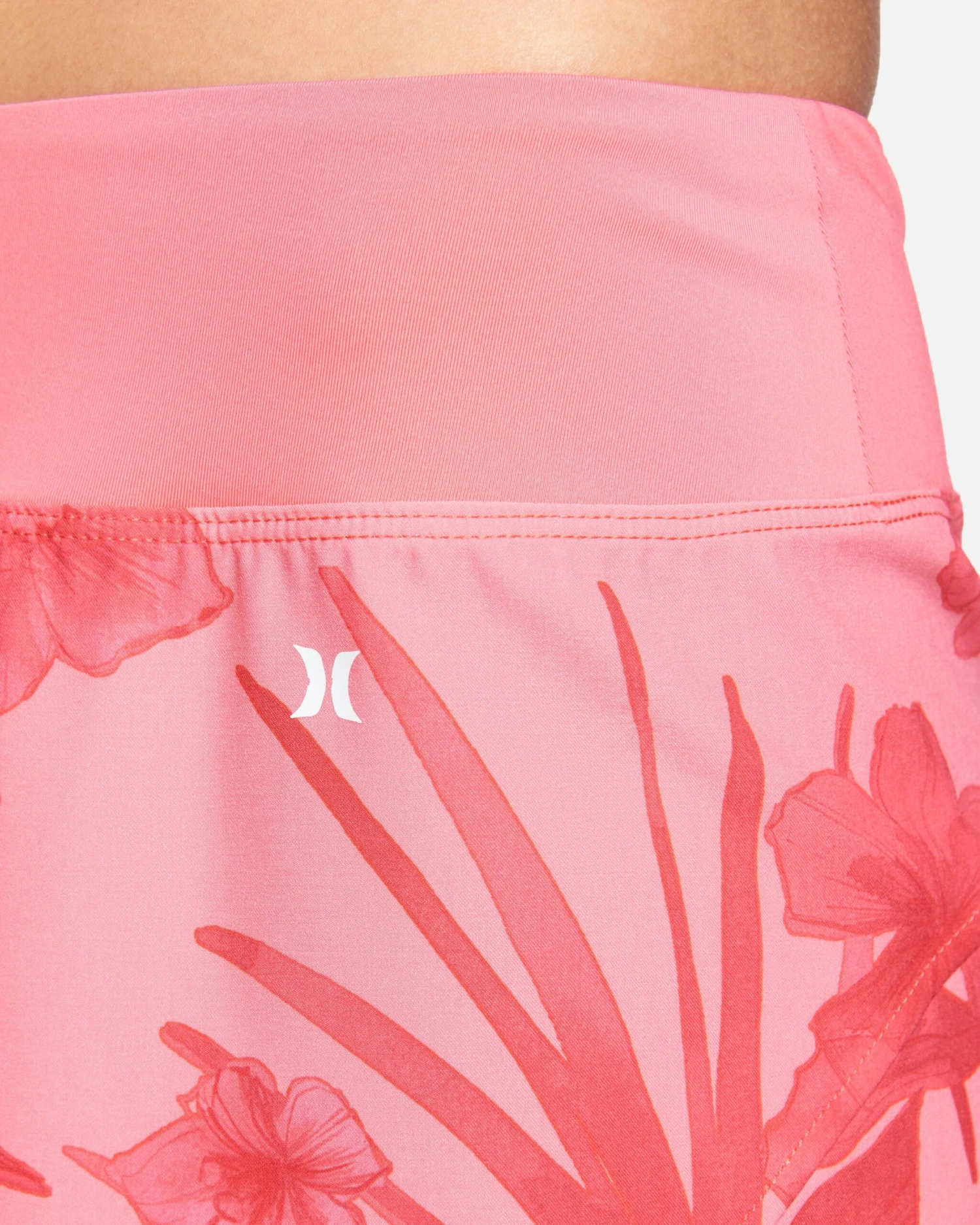 Carissa Moore Collection Hawaiian Shadow 2.5" Soft Waistband Boardshorts 7 Carissa Moore Collection Hawaiian Shadow 2.5" Soft Waistband Boardshorts - Image 5