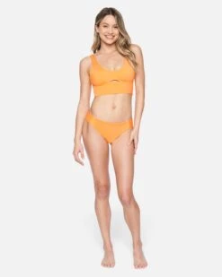 Hurley X Moore Aloha Max Beach Break Long Line Bikini Top 10 Hurley X Moore Aloha Max Beach Break Long Line Bikini Top -Hurley ht1166 beach break coral spice 4
