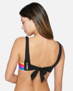 NASCAR REVERSIBLE SCOOP FRONT TOP 13 NASCAR REVERSIBLE SCOOP FRONT TOP -Hurley ht1276 black white 2