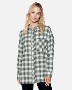 Odessa Plaid Boyfriend Shirt