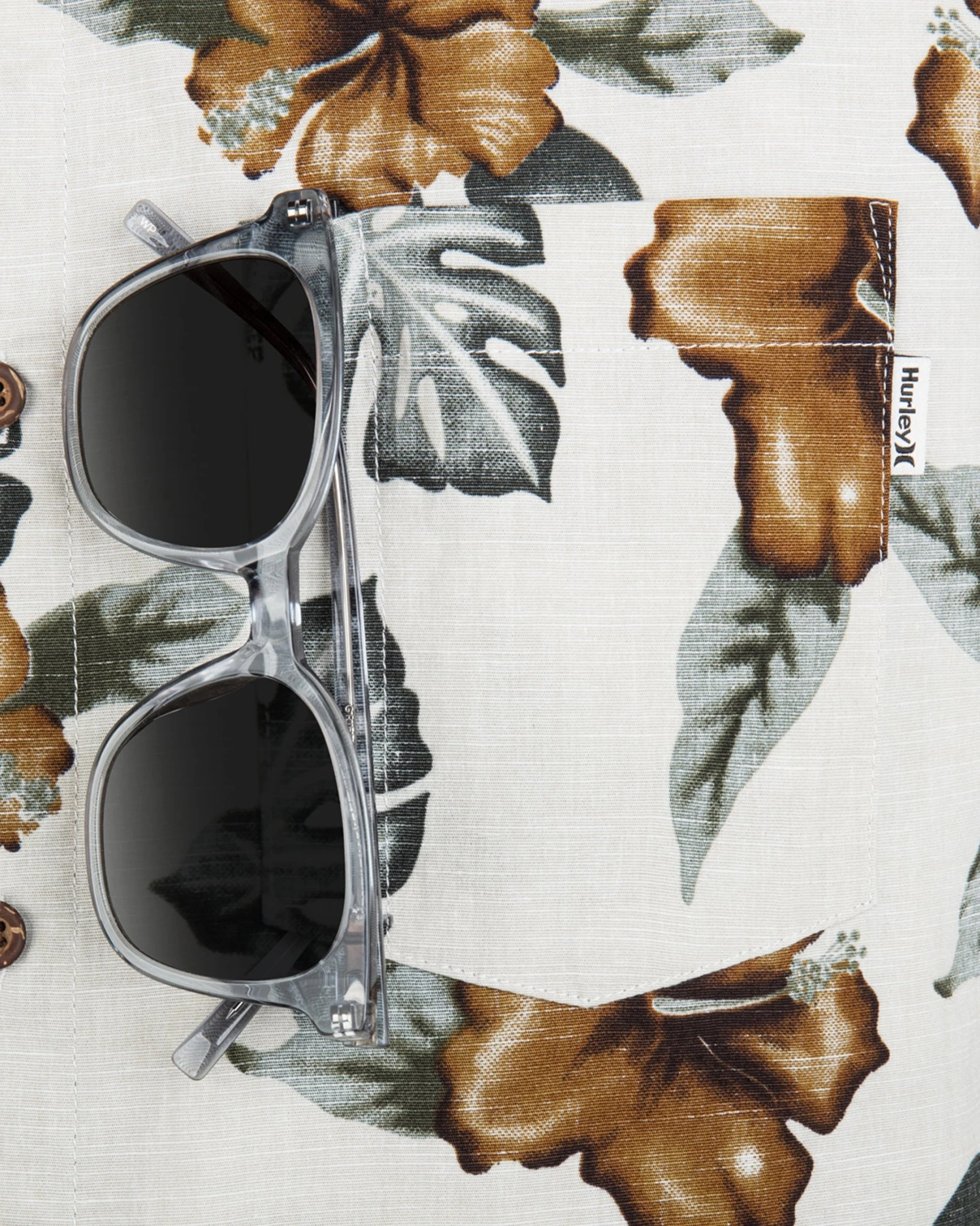 One And Only Lido Stretch Short Sleeve 5 One And Only Lido Stretch Short Sleeve - Image 3